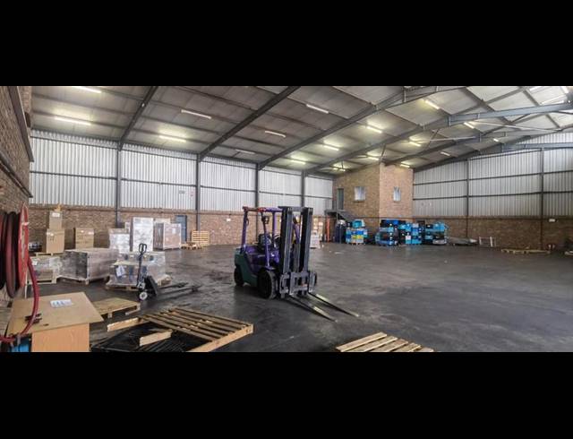 INDUSTRIAL PROPERTY TO RENT IN SILVERTONDALE